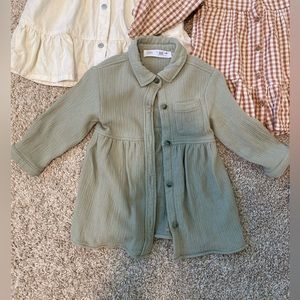 Zara baby girl dress like new